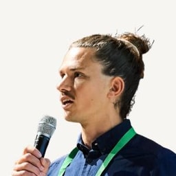 Stefan Hauser